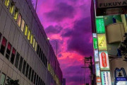 海外「魔界かな？」 台風の影響で日本の空が紫色になっていると話題に