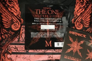 BABYMETALの「THE ONE」Tシャツが着弾