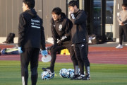 【日本代表】新しい風が吹き始めた。名波コーチを中心に『課題のスローイン』練習に取り組んだ背景