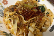 𰻞𰻞麺って美味いのに流行らないよな
