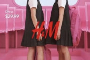H&M「かわいいドレスの広告載せたろ」女性「嫌ァァァ！女児の性的対象化なのぉ！」→謝罪、削除へ