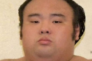 【相撲】やっぱり突き押し一本だと横綱は厳しいか・・・？