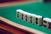 【悲報】プロ棋士→凄い。頭良い　プロ雀士→ギャンブラー。まともではない　　なぜなのか