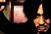 オールドボーイとかいう映画見たんやが