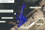 北朝鮮、駆逐艦の進水式で事故…シートで覆われ横倒しになった衛星写真を公開！