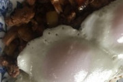 ワイの昼食、ガパオライスと粕汁がうまそすぎる?（※画像あり）