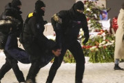 【悲報】ロシア人さん、ナワリヌイの死に同情しただけで警察に逮捕されるwvwvwvw