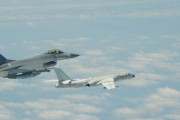 中国軍機、台湾の防空識別圏に侵入 南シナ海では米中が同時期に演習  [7/4]
