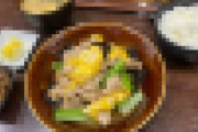 【画像】嫁がこんな晩ごはん作ってたらどうする？