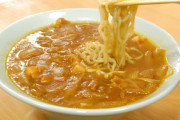 カレーラーメン←こういう合わない組み合わせの飯