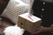 妻へのプレゼントってなに贈ればええんや？