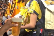 【悲報】ビール売り子が完全に顔採用だと判明する