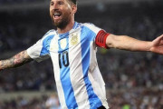 メッシ、アルゼンチン代表最年長ゴール！68年ぶり記録更新38歳350日　アルゼンチンはアイスランドに3-0快勝