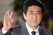 安倍首相「中傷への反撃はファクトが一番」 →  毎日新聞「アベガー！」