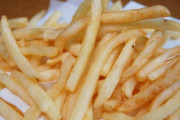 【?】揚げたてポテトに「サッポロ一番塩らーめんの粉末スープ」をかけると最強に美味くなることが判明