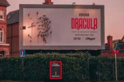 ネットフリックスの新ドラマ『ドラキュラ伯爵』の広告がハイセンスすぎる！作った人天才だわ・・・