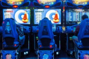 【怖い話】高校生の頃ゲーセンで4人やったゲームの名前が知りたい