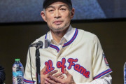 イチロー「試合中にタブレットを見るなとは言わない。でもファンにその姿を見せてはいけない」
