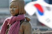 韓国人「ひと目で分かる慰安婦少女像の価格」