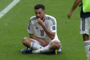 アジアカップでイラク選手がゴールパフォで草を食べて退場 → ヨルダンに大逆転負け