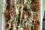 【画像】たこ焼きに「マヨネーズ」って要らないよな・・・