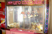 【衝撃動画】「UFOキャッチャーでとんでもないミラクルが起きたから見て！」　→　ガチでまさかの奇跡すぎて3.8万いいね突破ｗｗｗｗｗ