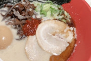 【はぁ…】とんこつラーメンの店ばっかりあって嫌になるんだが←これｗｗｗｗｗ