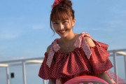 ｢夏を彩ってやがる…」｢可愛すぎてため息出る」｢いくくる衣装の夏菜子ちゃんきゃわー」百田夏菜子、｢夏のバカ騒ぎ2020｣オフショット公開！
