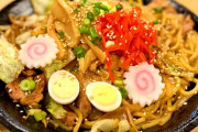 焼きそば←美味い　焼きうどん←良いねえ　焼きラーメン←こいつ