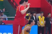 【動画】身長223センチの女子バスケ選手、無双してしまう（ノ∇`）