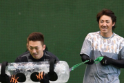 内川聖一氏、鈴木誠也の「サポート的」な立場としてカブスのキャンプに同行するらしい！