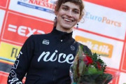 女の自転車大会にトランスジェンダー選手が出場し優勝賞金約４７０万円ゲットで物議になる