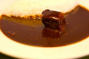 【速報】 カレーに牛肉入れる地域、見つかる