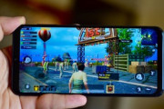 みんなハイスペスマホ使ってるのに有料スマホゲーム市場が完全に死んでるの勿体なさすぎる。