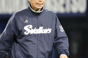 ヤクルト高津監督「難しいところはある。村上宗隆は一生懸命頑張ってると思う」
