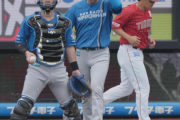 【日本ハム】山﨑福也、わずか54球でマウンド降りる　３回まで８安打1四球で２失点と精彩欠く