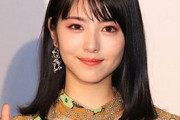 【画像あり】浜辺美波『装苑』で妖しく美しい蜷川実花の世界へ　優雅なドレス姿のオフショットに反響「可愛すぎる」