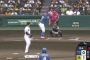 【悲報】中日ドラゴンズ、2アウト満塁、2ボールノーストライクの場面でボール球を打ちにいって終了