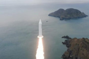 韓国人「韓国軍が『固体燃料推進ロケット』の試験発射に成功！」2025年小型衛星地球低軌道目標　韓国の反応