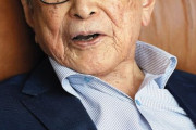 韓国紙「101歳の哲学者  "ムン、就任演説とは正反対 ... 国が崩壊している"」韓国の反応