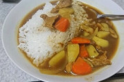 【画像】なんG民の作ったカレー、何かおかしい・・・