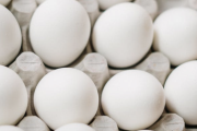【悲報】卵、普通の日本人には買えない高級品になる。ありがとう自民党、国民はタンパク質不足です