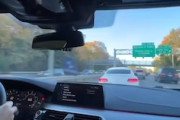 【怖い】交通量のある道でストリートレースをするやつらの動画が(((ﾟДﾟ)))