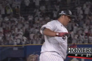 GIF画像　井上、逆方向へ第21号2ランホームラン！ロッテ終盤に貴重な追加点！！