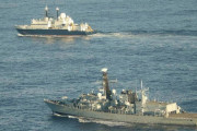 英海軍、イギリス海峡でロシアのスパイ船「ヤンター」を追跡！