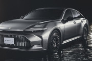 トヨタがニューフォーマルを追求した新型「クラウンセダン」を発売