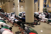 【画像】イスラム教の礼拝風景、なんだかとってもイヤらしい・・・w