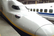 新幹線ってあんなに高いのに何でいつも満席なの？