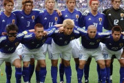 2002年日韓ワールドカップの日本代表ユニ、シンプルにかっこいい