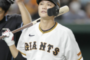 【悲報】巨人･坂本勇人  .071(28-2)  0本塁打  0打点【オープン戦】